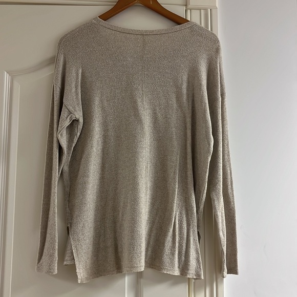 American Eagle Tan Cozy Sweater - Picture 2 of 2